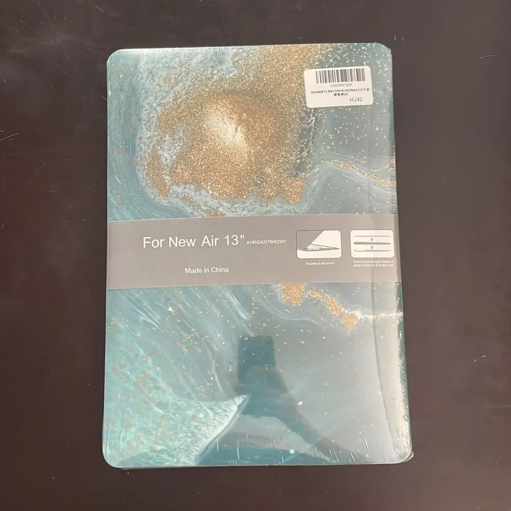 MacBook New Air 13” blue water/gold design shell case